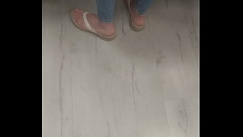 Gorgeous Milf feet in electronic store